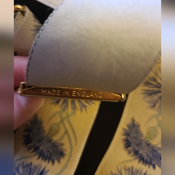 Silk Floral Trafalgar Suspenders Made in England - Picture 8 of 8